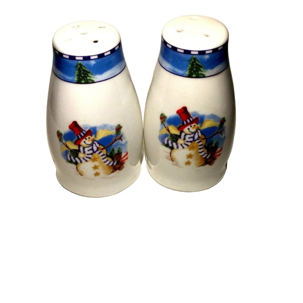 Snowmen Salt And Pepper Shakers 4 inch Holidays, Traditions, Winter